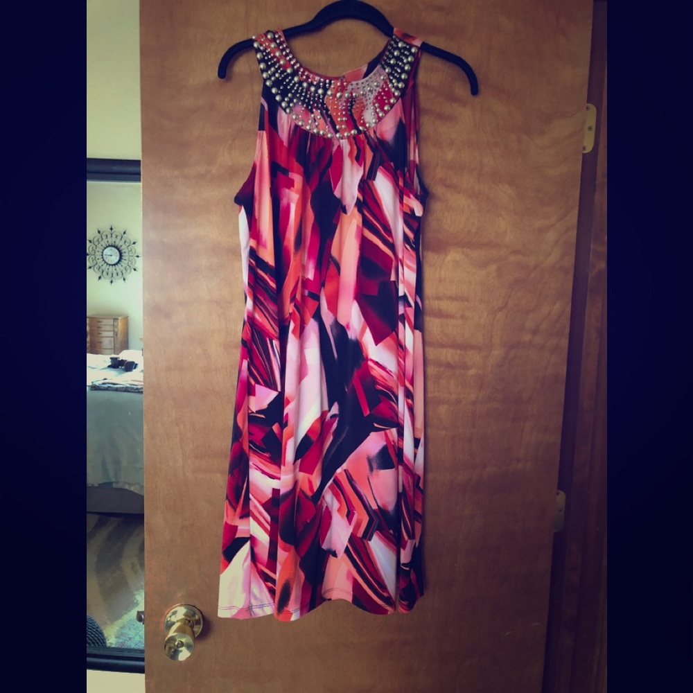 Sleeveless lightweight dress